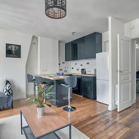 Superbe 45m2 Au Coeur De Montmartre * Parigi